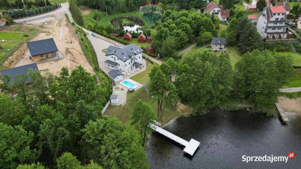 Obiekt hotelowy jeziorem na Mazurach Marcinkowo