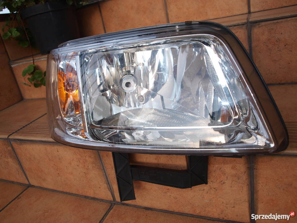 VW Transporter T5 lampa prawa przód 2003 2009r wielkopolskie Kalisz