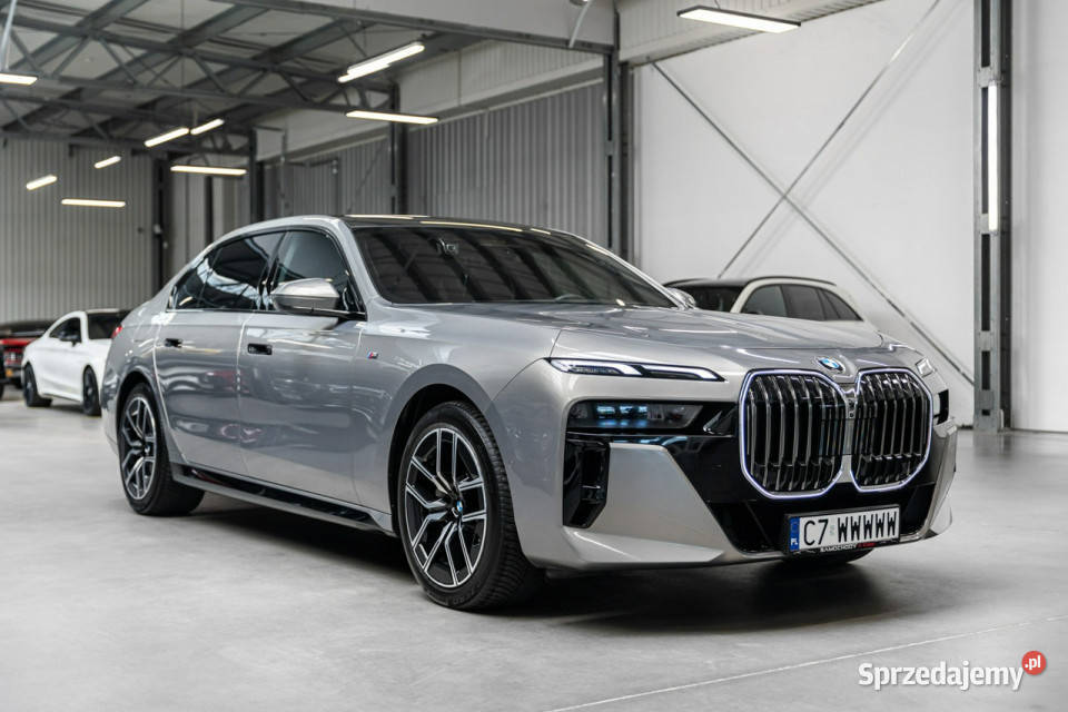 BMW 740 FV 23 Gwarancja 122027 Webasto Sky szary Węgrzce