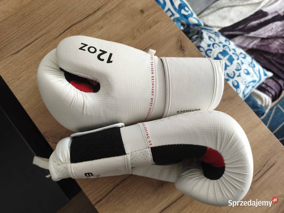 Rękawice bokserskie Outshock 12 oz BG120 owijki
