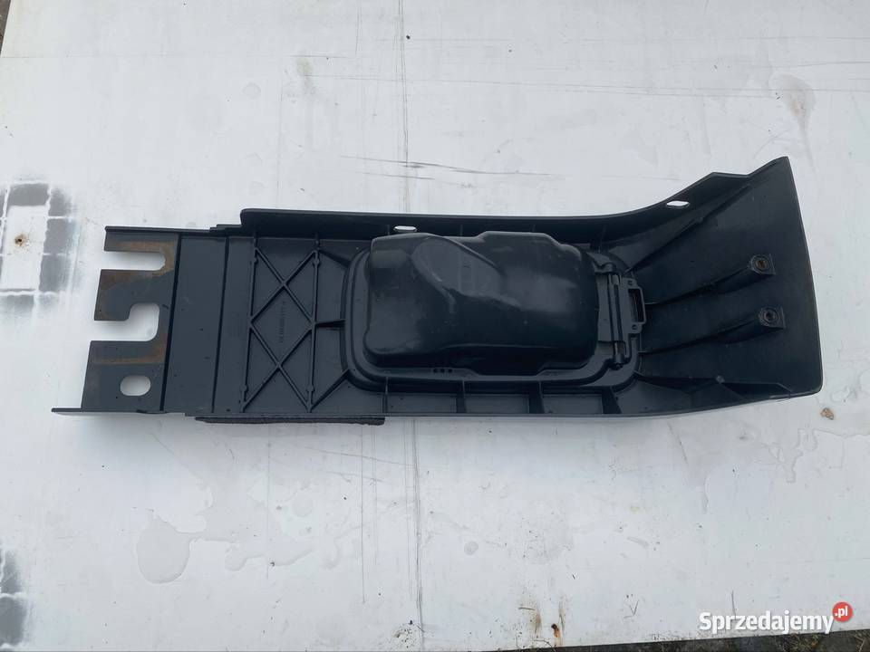 Mercedes Benz SK zderzak przedni 6418800070 sprzedam