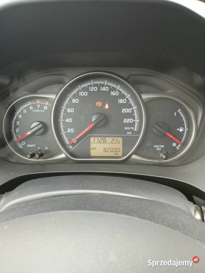 Toyota Yaris 133 PREMIUM bezwypadkowy Polski Yaris