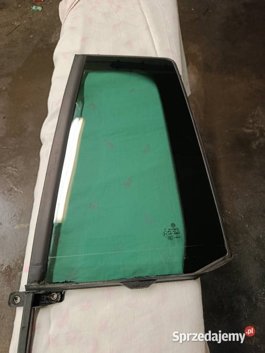 VW Tiguan szyba boczna lewy tył ciemna 11 Trzebinia