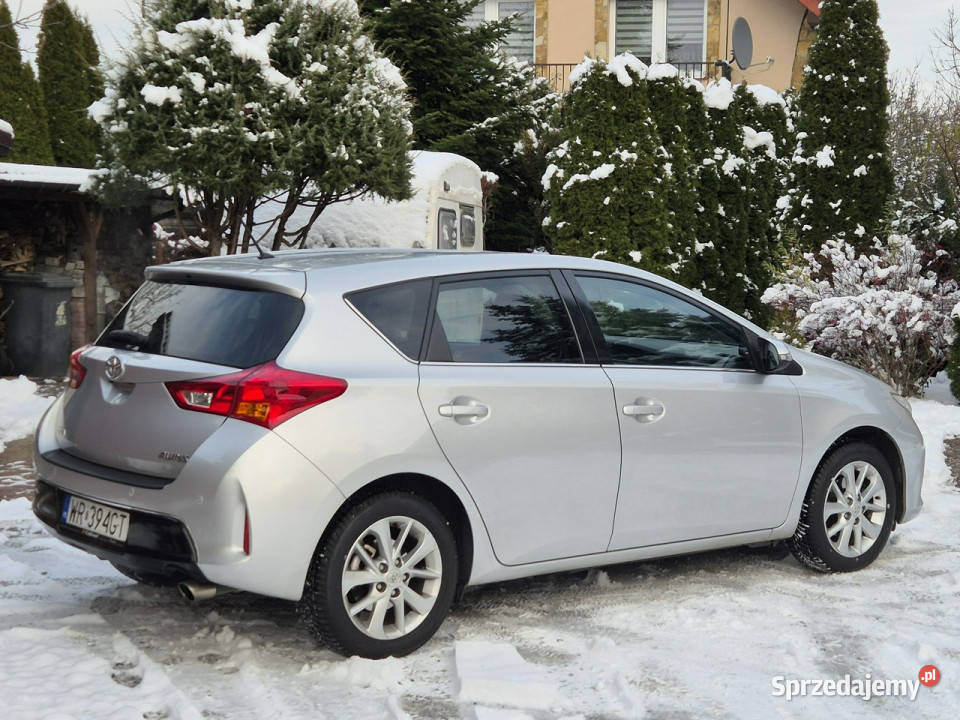 Toyota Auris 2013r 16B 133 Bogata Piękna Stan wielofunkcyjna kierownica Radom