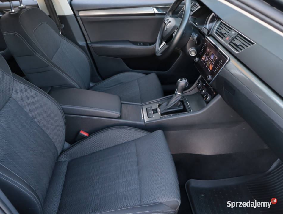 Skoda Superb 20 TSI 140KM Lublin