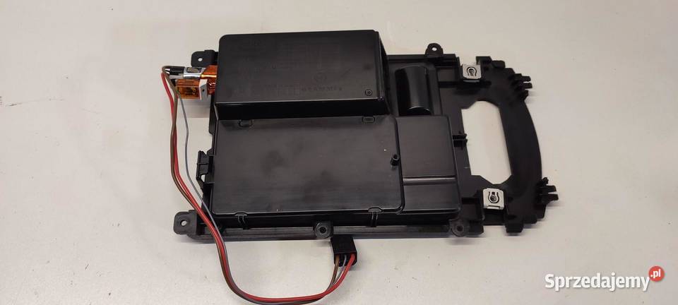 AUDI A6 C7 SCHOWEK PÓŁKA ŁADOWARKI INDUKCYJNEJ