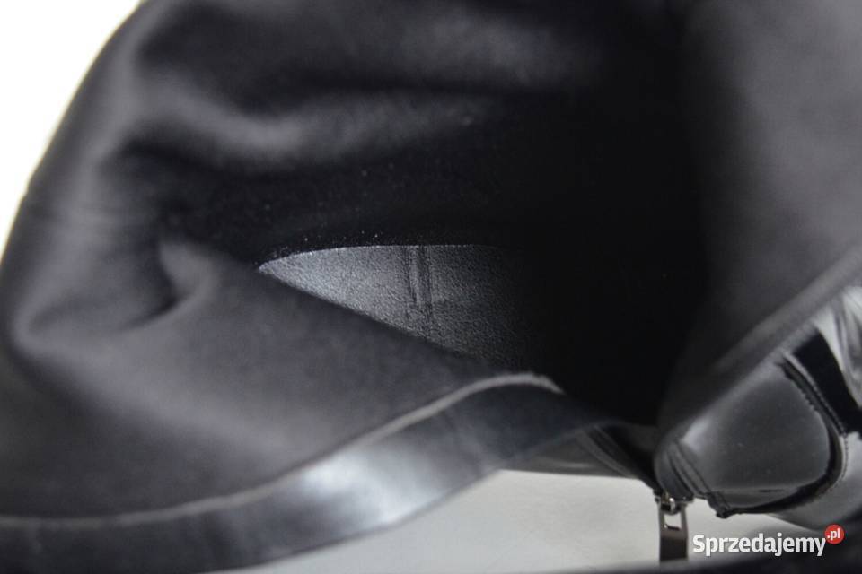 LAKIEROWANE kozaki Chiara Foscari do kolana na Białystok sprzedam