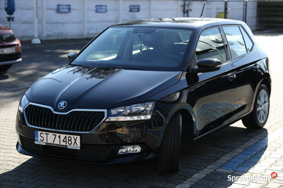 koda Fabia 10 TSI 95 IV 2021 światła LED Fabia Tychy