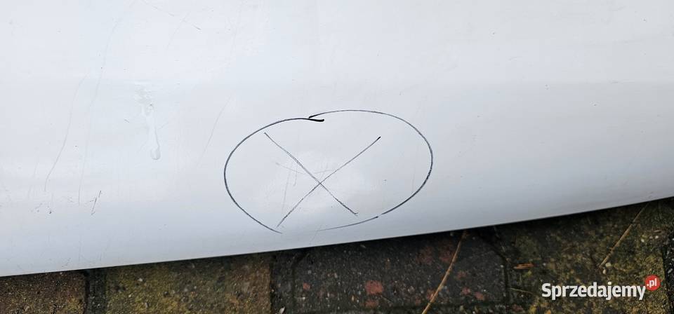 Błotnik lewy przód mercedes w202 zamiennik