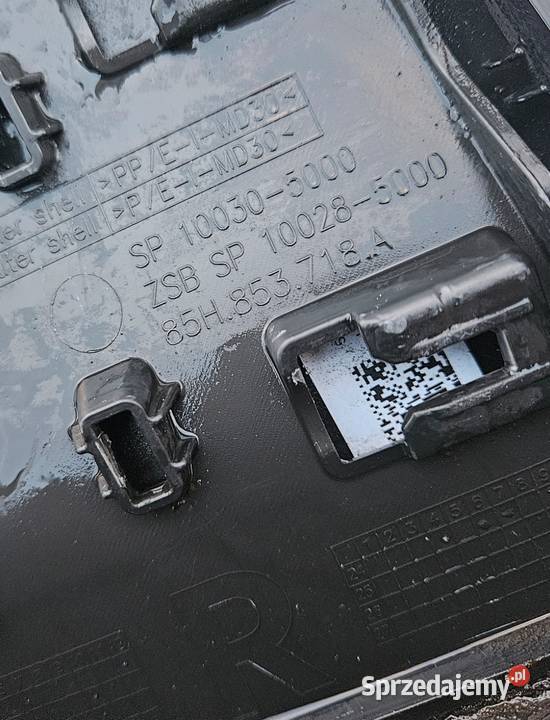 AUDI Q6 ETRON 85H LISTWA BŁOTNIKA PRAWY PRZÓD Międzychód