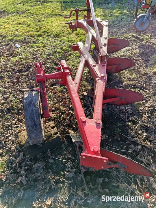 Plug 4 skibowy nieuszkodzony lubelskie Kotlice sprzedam