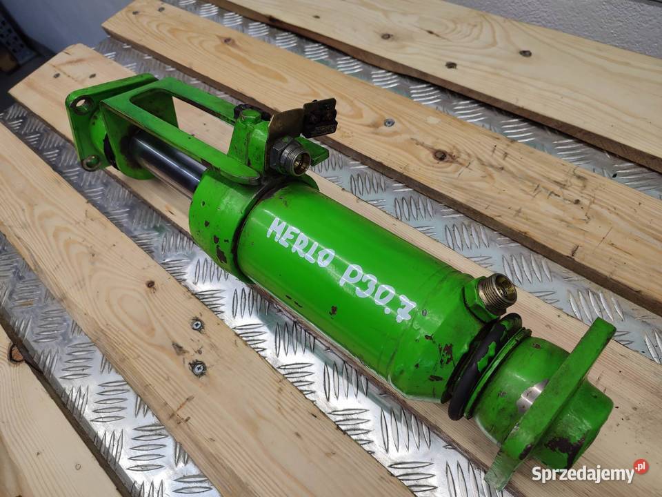 Siłownik stabilizacji osi Merlo P307