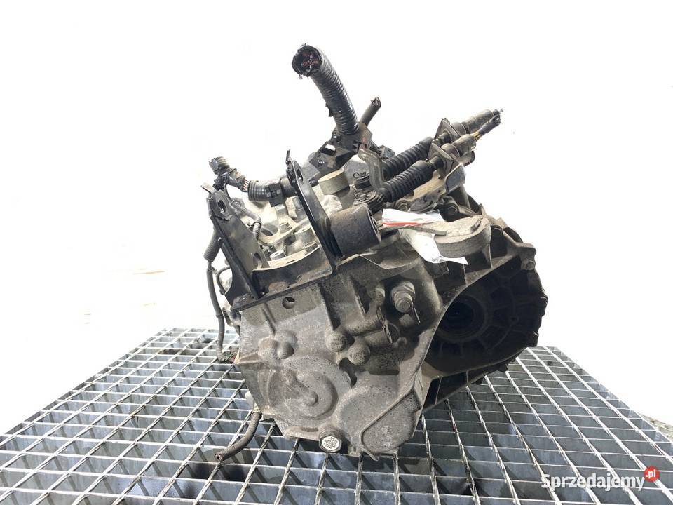 SKRZYNIA BIEGÓW TOYOTA YARIS II 13 100 0514 podkarpackie