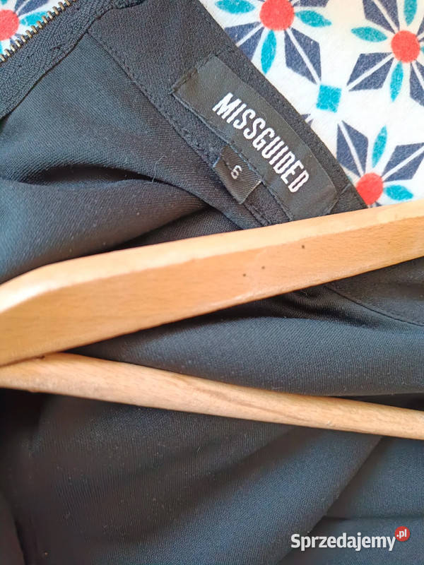Czarna sexy sukienka Missguided r XS Dąbrowica