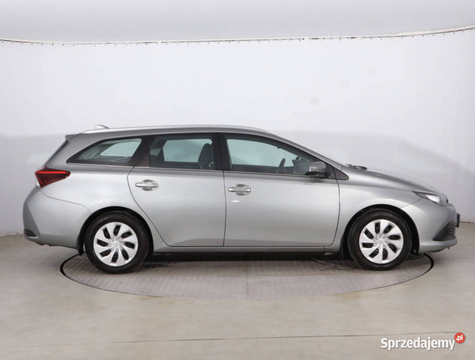 Toyota Auris 16 D4D tempomat Piaseczno