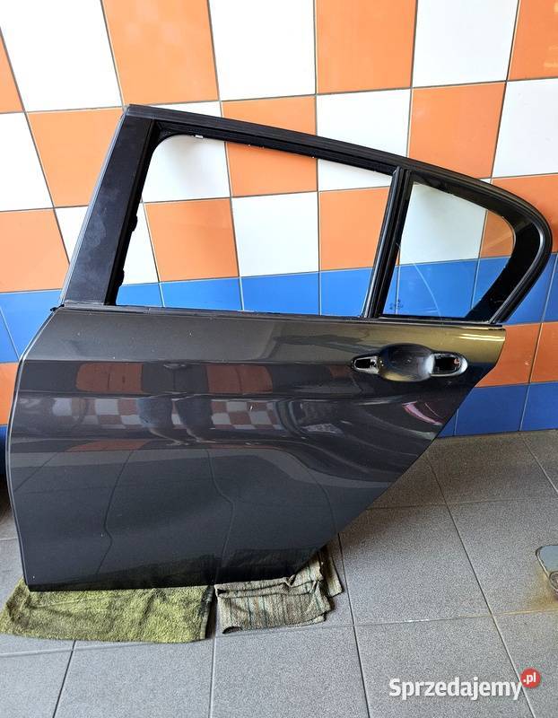 BMW F20 DRZWI LEWY PRZÓD B39 Milicz