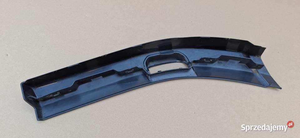 SCANIA R S LISTWA NADKOLA BŁOTNIKA PRAWA Bieleń