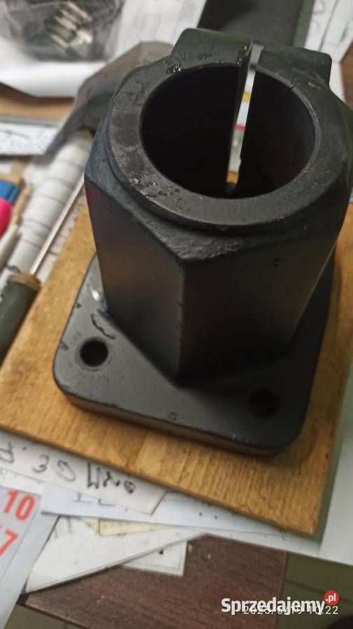 słup nowy do mechanizmu posuwu odlew żeliwny Kłodawa sprzedam