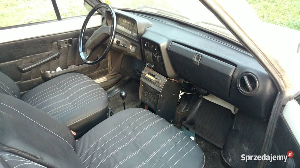 Skoda 105S 1983r pojazd historyczny czarne 105 Działoszyce sprzedam