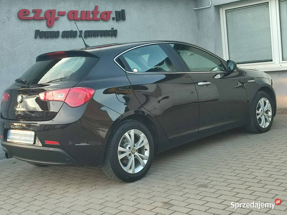 Alfa Romeo Giulietta GAZ salon RP zadbana serwis ABS