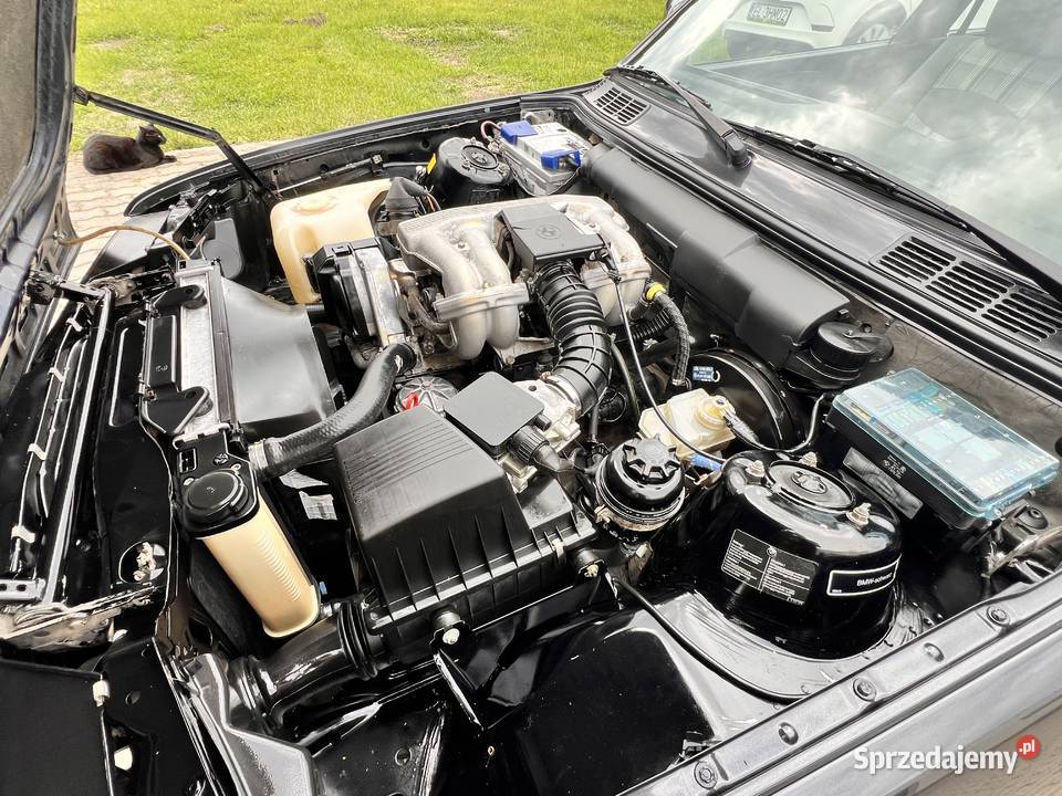 BMW 316i E30 ładny i zdrowy egzemplarz z Grecji Zgierz