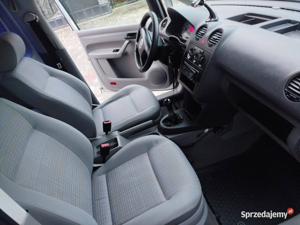 Volkswagen Caddy 5 osobowy zarejestrowany Toruń