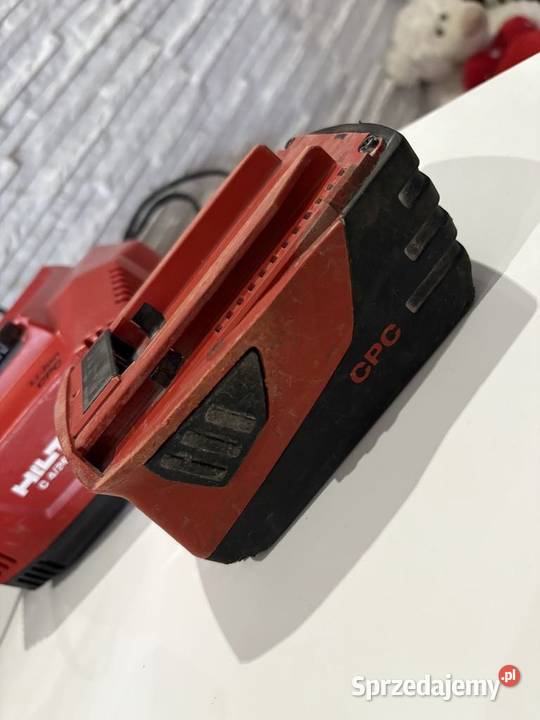 Sprzedam baterię plus ładowarka hilti Elektronika Włocławek