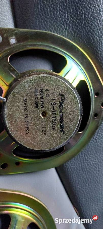 Głośniki Jeep KJ Cherokee Liberty Pioneer przód