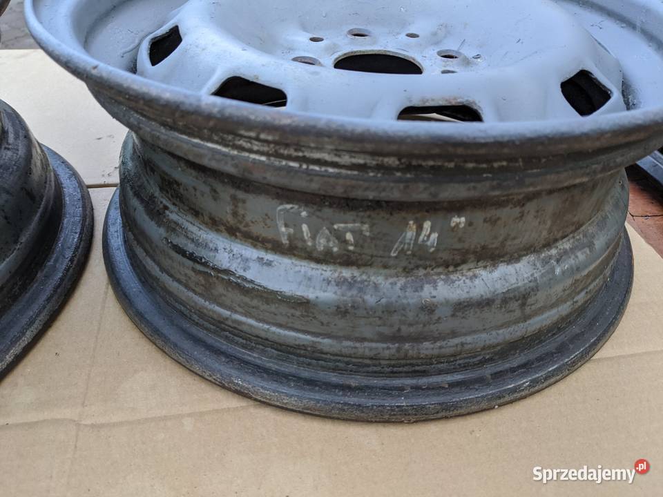 Fiat 131 132 felgi 14 x4x98 5J sprzedam