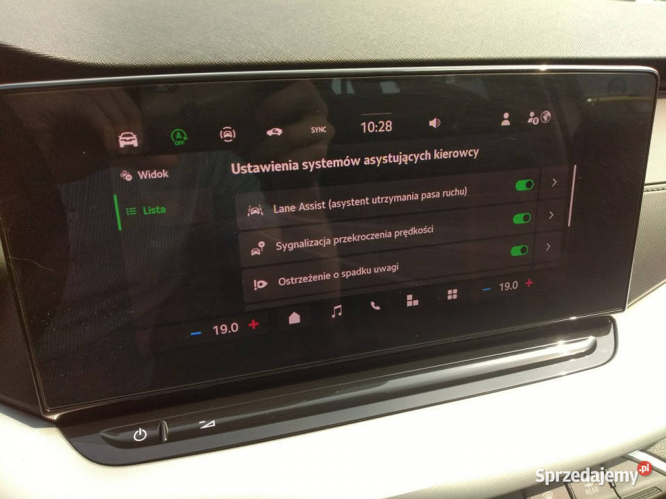 koda Octavia 15 TSI 115 essence smartlink lane czujnik zmierzchu
