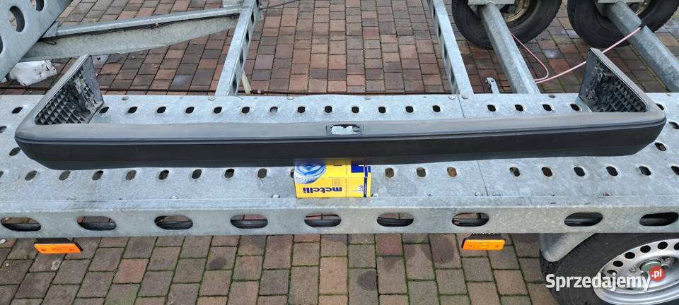 Zderzak tylny 811807417 Audi 80 B2 przedlift Zderzaki Luzino