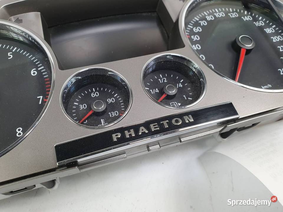 LICZNIK ZEGAR VOLKSWAGEN PHAETON II LIFT Pozostałe Lipno
