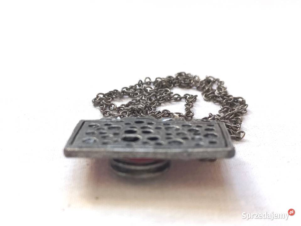 Naszyjnik czerwony Wisiorek Aparat Fotograficzny Białystok