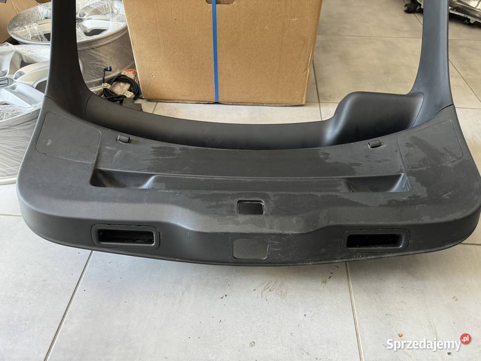Honda Civic IX 5drz tapicerka klapy bagażnika Kozubszczyzna