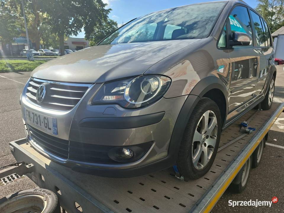 Vw touran cross nieuszkodzony Lipa