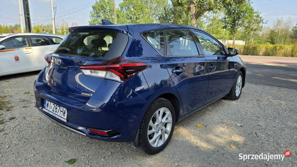 Toyota Auris 18 HSD 136 Kamera Serwisowany Vat Otwock Mały sprzedam