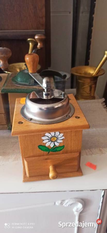 Młynek do kawy Z korbą Porcelana i szkło Antyki, Sztuka, Kolekcje Gdańsk sprzedam