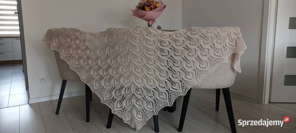 Chusta ażurowa gail