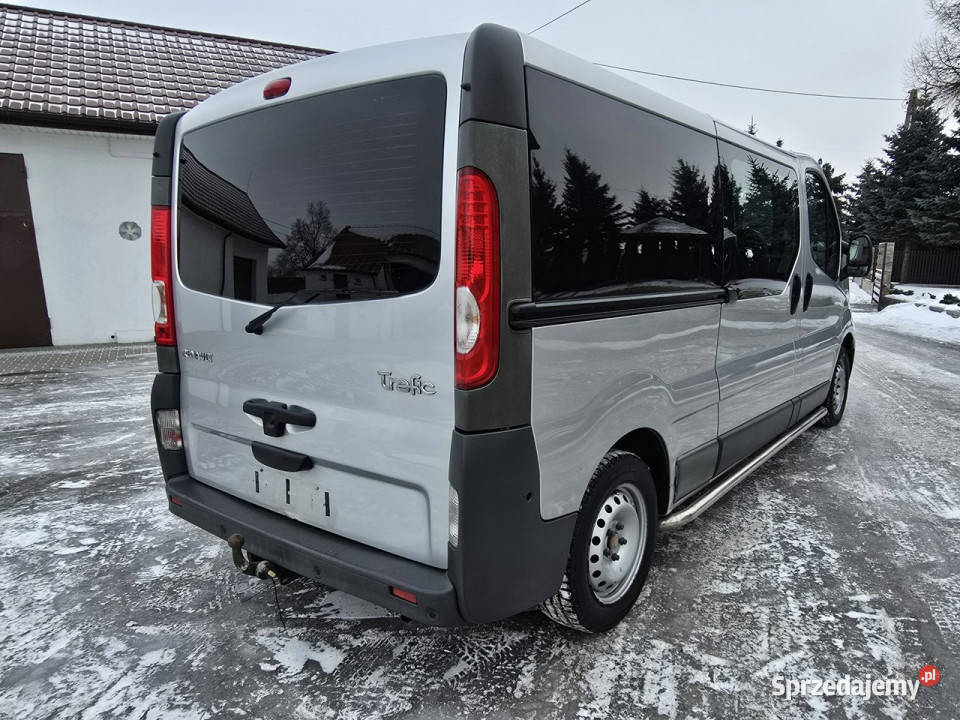 Renault Trafic 20dci 5 czujnik parkowania Kutno sprzedam