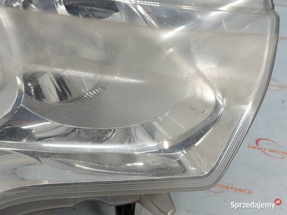 CITROEN DS4 13r lampa prawa przód 9674903680 Kielce