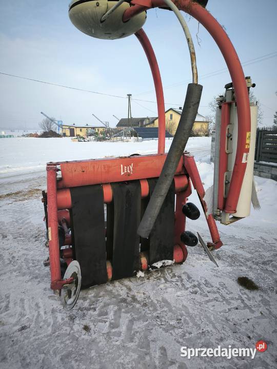 Owijarka samozaładowcza Lely nieuszkodzony Drobin