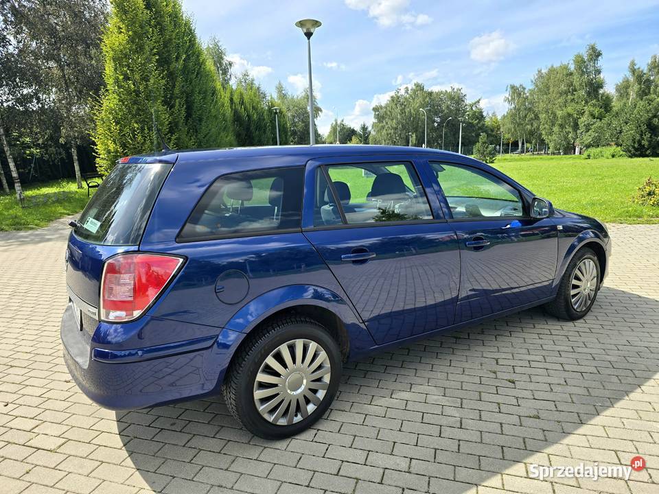 Opel Astra 13 CDTi LIFT klima 2010 Fajny stanBEZ 1300cm3