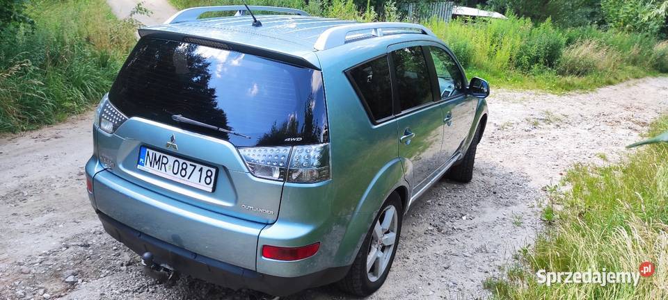 Mitsubishi Outlander II 4x4 7osobowy hak Outlander