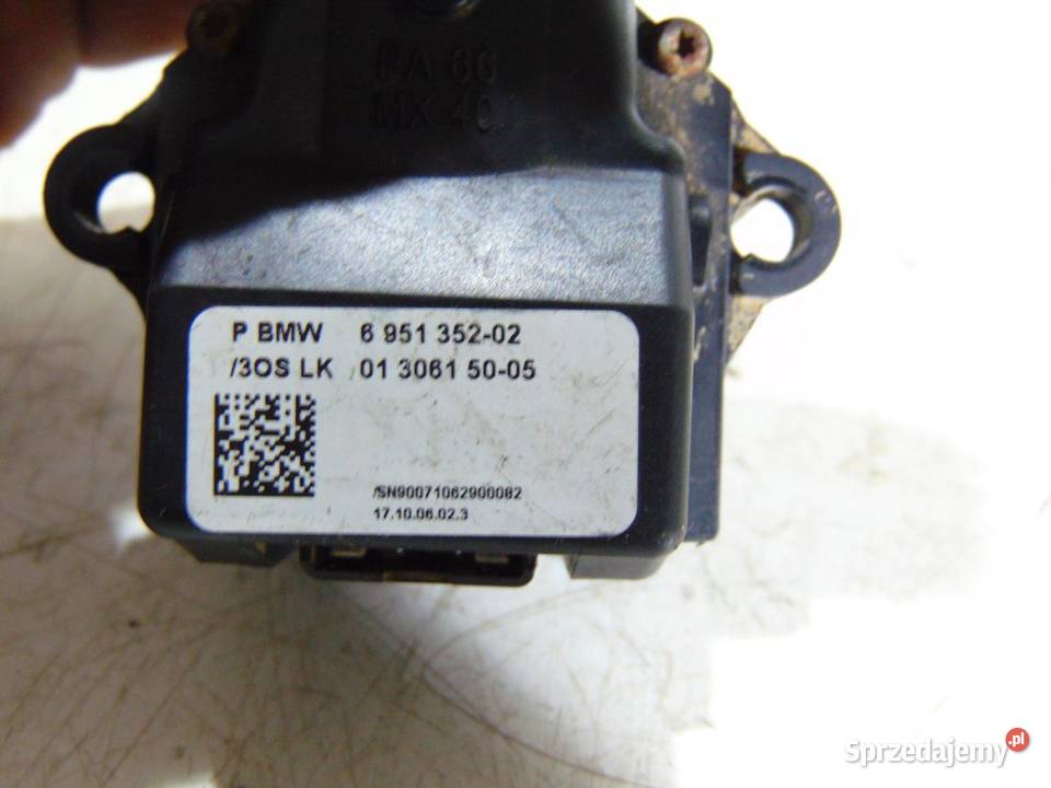 PRZEŁĄCZNIK TEMPOMATU BMW E61 6951352 osobowe