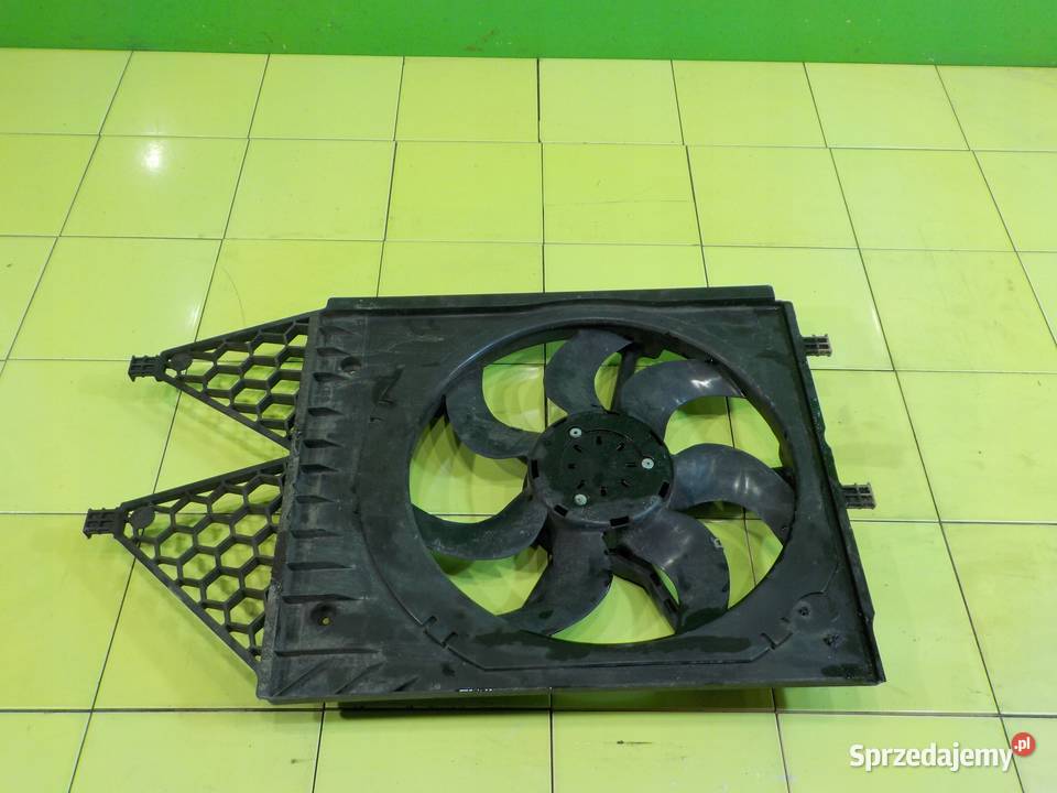 AUDI A1 8X 12 TFSI 11r 3D wentylator chlodnicy osobowe Suków