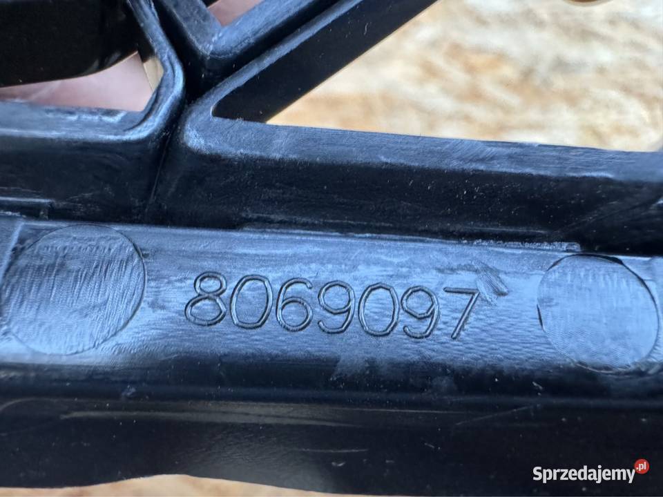 Kratka zderzaka przód lewa lh BMW x2 f39 mpakiet Sieraków sprzedam