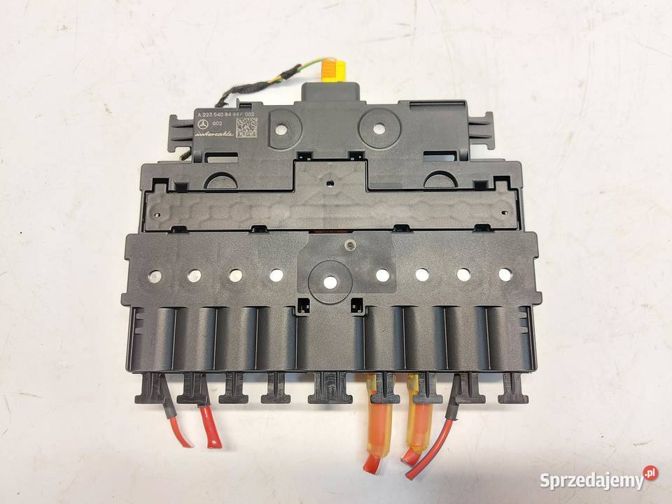 Mercedes W254 GLC 220d ROZDZIELACZ PRADU Skrzynki bezpieczników dolnośląskie sprzedam