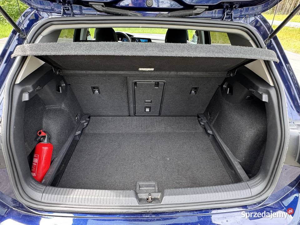 VW Golf 8 2021r 15 TSi 130 Salon Led Ambient kupiony w polskim salonie łódzkie Poddębice