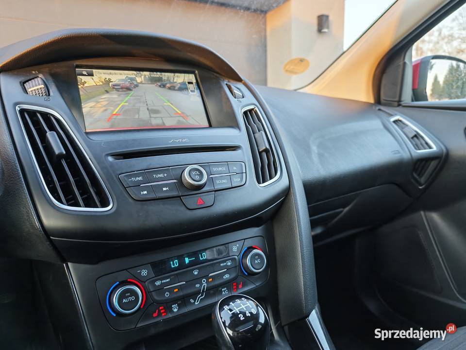 Ford Focus Mk3 15 Lift 15Tdci 120 Titanium Jędrzejów sprzedam