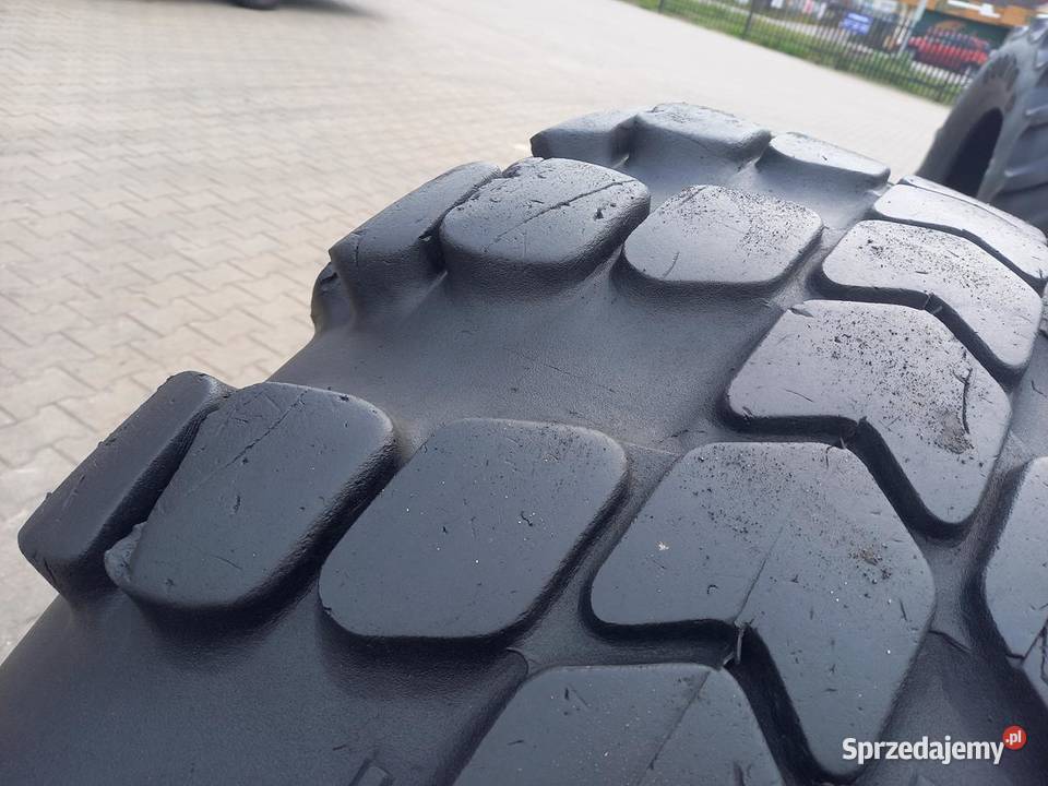 Opona używana rolnicza 1300x530x533 5307021 KAMA F do 80 km/h podlaskie Zaścianki